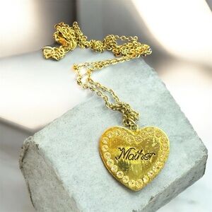 Mother necklace